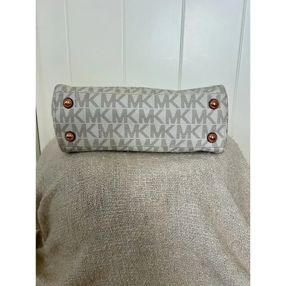 Michael Kors Cynthia MK Signature Monogram Satchel Handbag